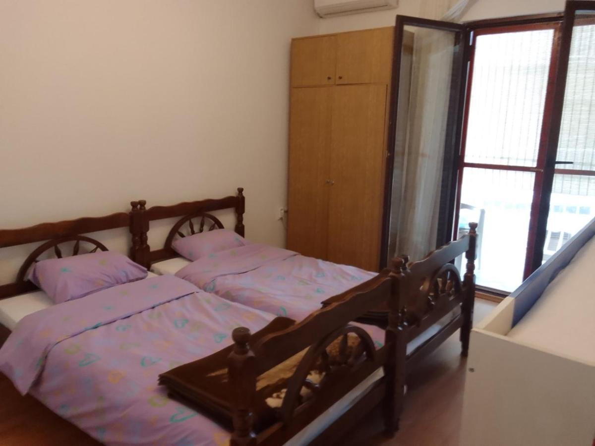 Guesthouse Djurisic ヘルツェグ・ノヴィ エクステリア 写真
